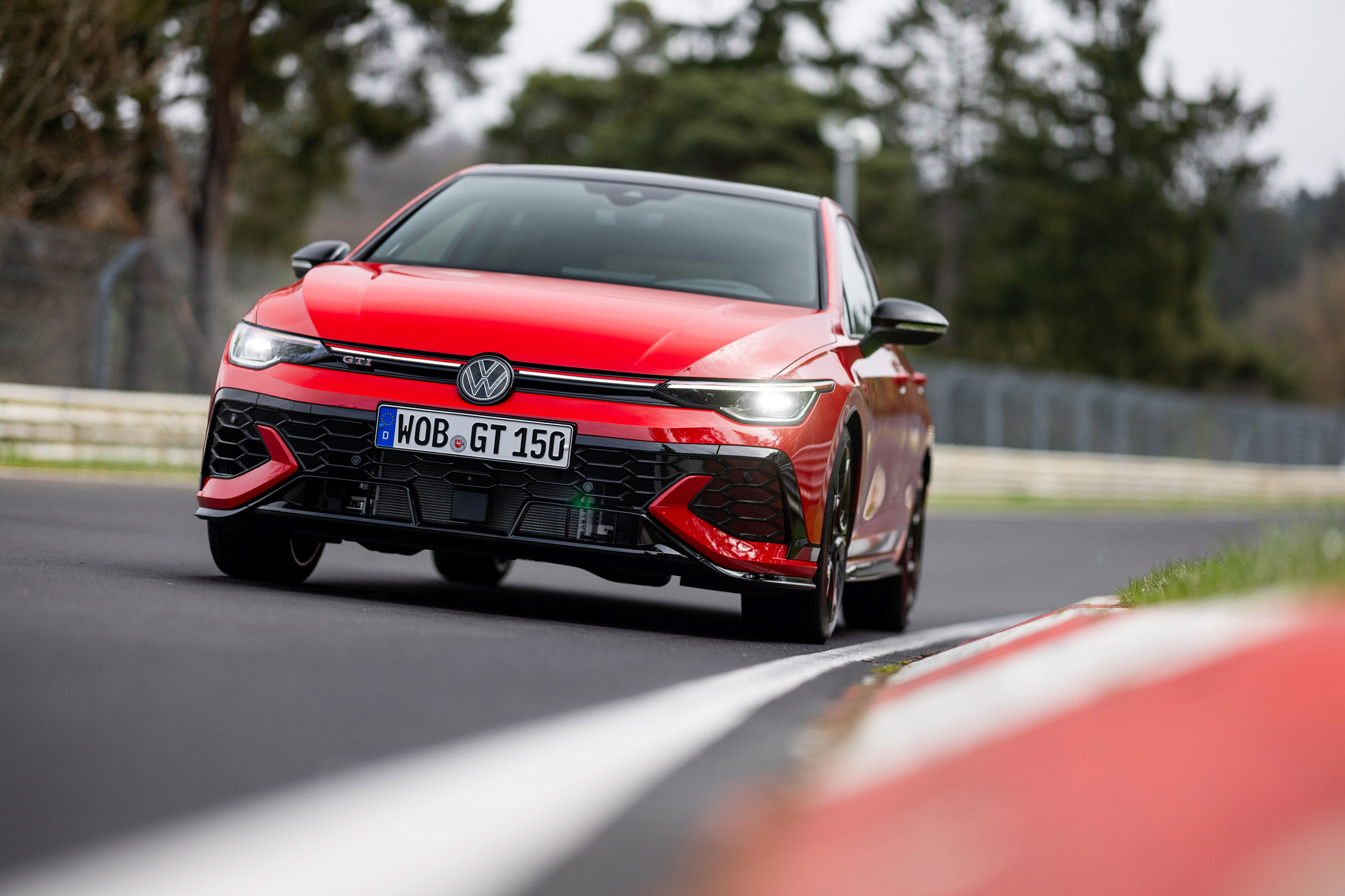 Honda’s Civic Type R Held This Record For 3 Years, VW’s 321 HP Golf Just Took It Back