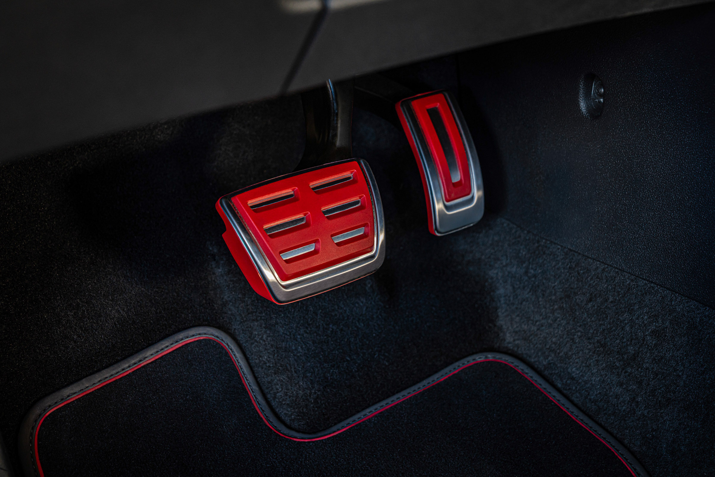Honda’s Civic Type R Held This Record For 3 Years, VW’s 321 HP Golf Just Took It Back