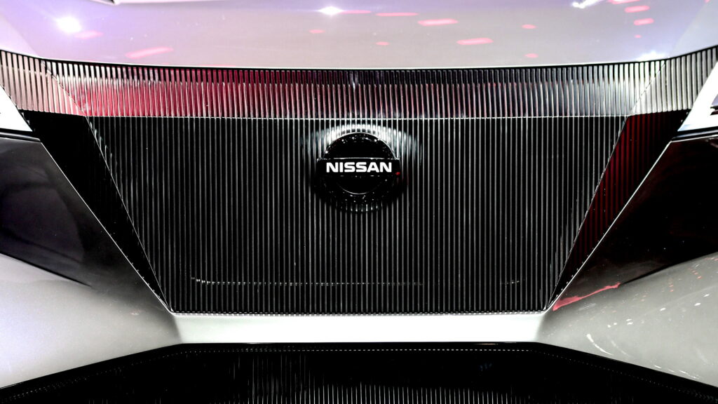  Leaked Emails Reveal The Desperate Measures Nissan Is Taking To Avoid Collapse