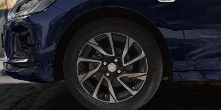 Chevy Onix Rims Chevy Gave Its Cheapest Global Cars A Digital Overhaul And Forgettable ...