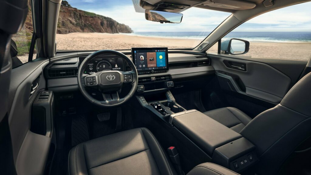  New RAV4 Went Rugged And CX‑5 Got Premium. Which One Suits You?