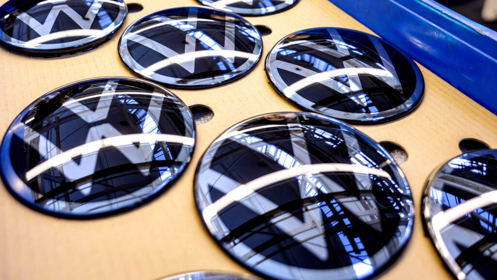  Trump’s Tariffs Are Crushing VW’s Bottom Line Harder Than GM’s