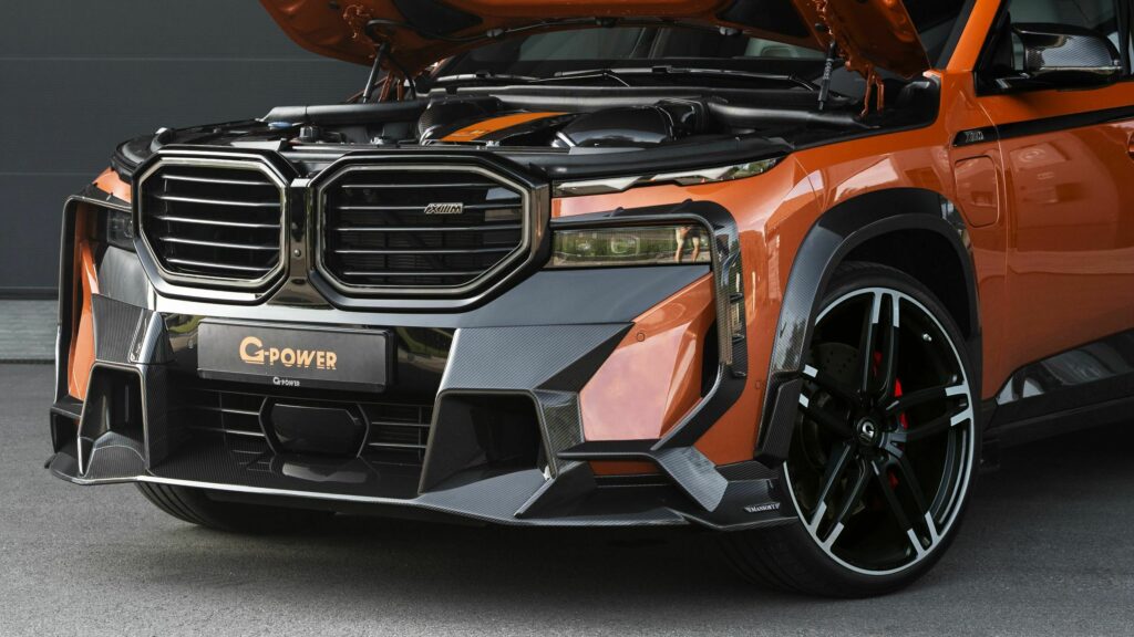  G-Power’s BMW XM Pulls Like a Freight Train, Wears The Dress Of Another Tuner