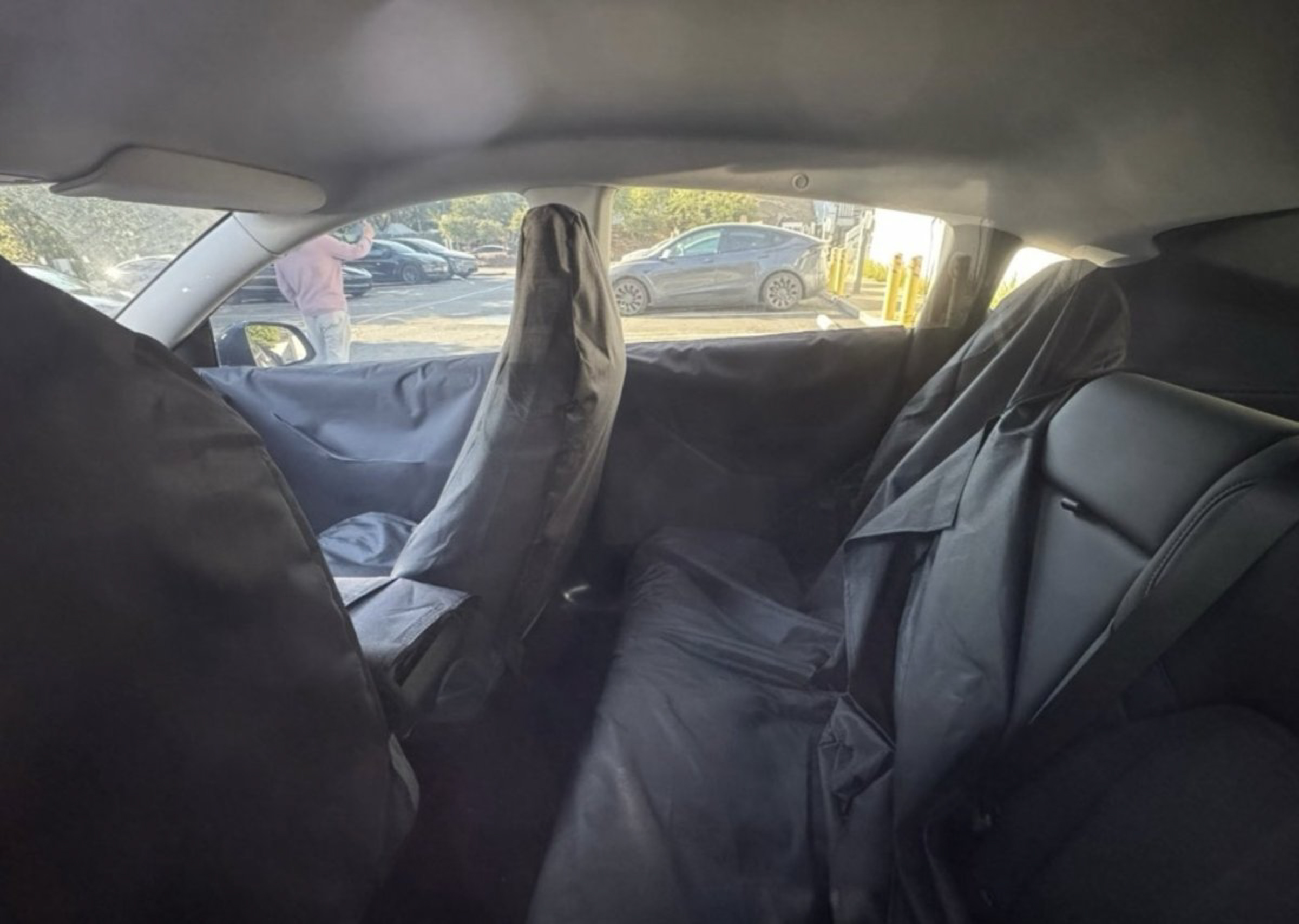 Tesla Model Y budget 00001
