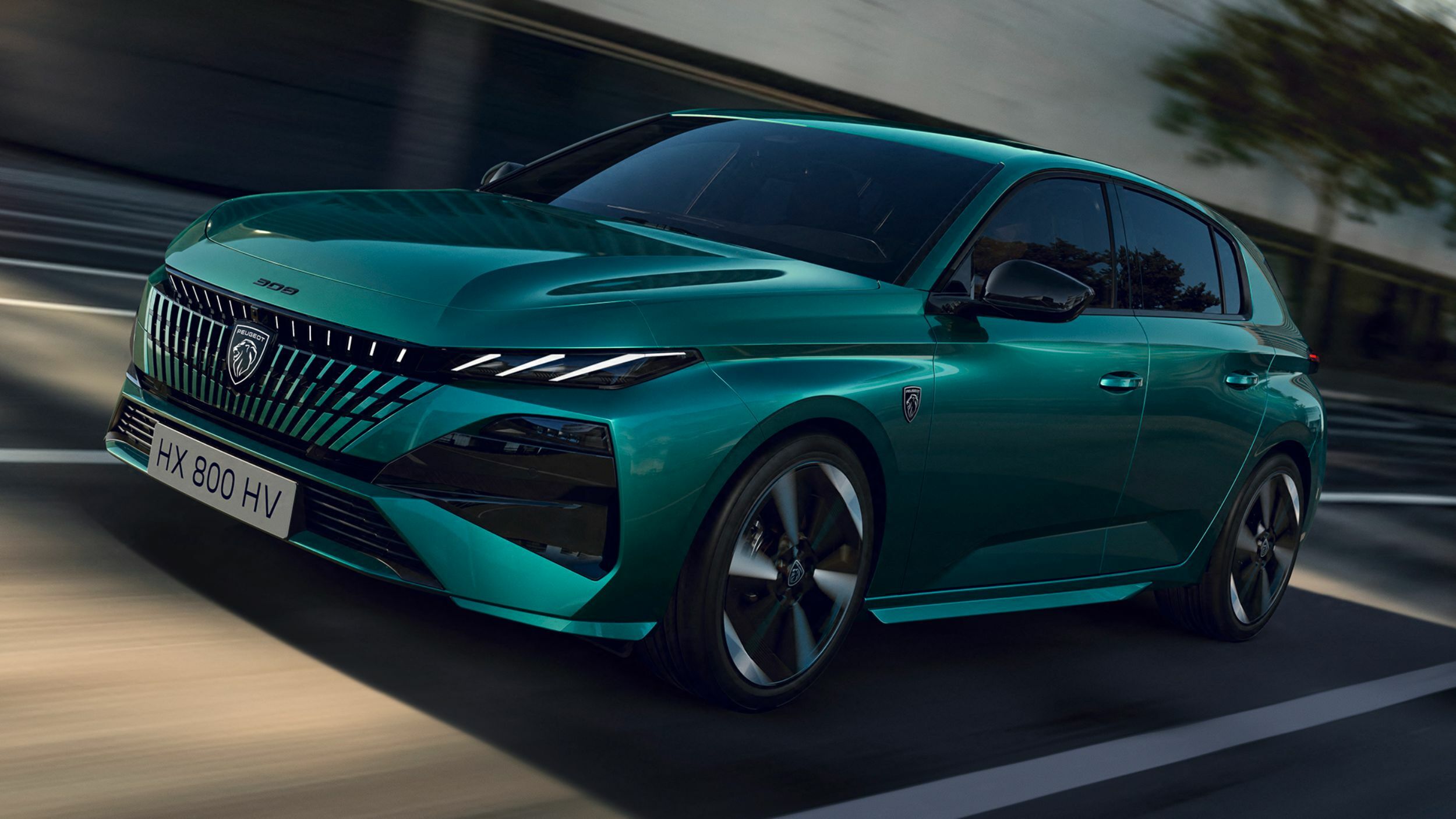 Facelifted Peugeot 308 Drops The Fangs But Learns New Tricks