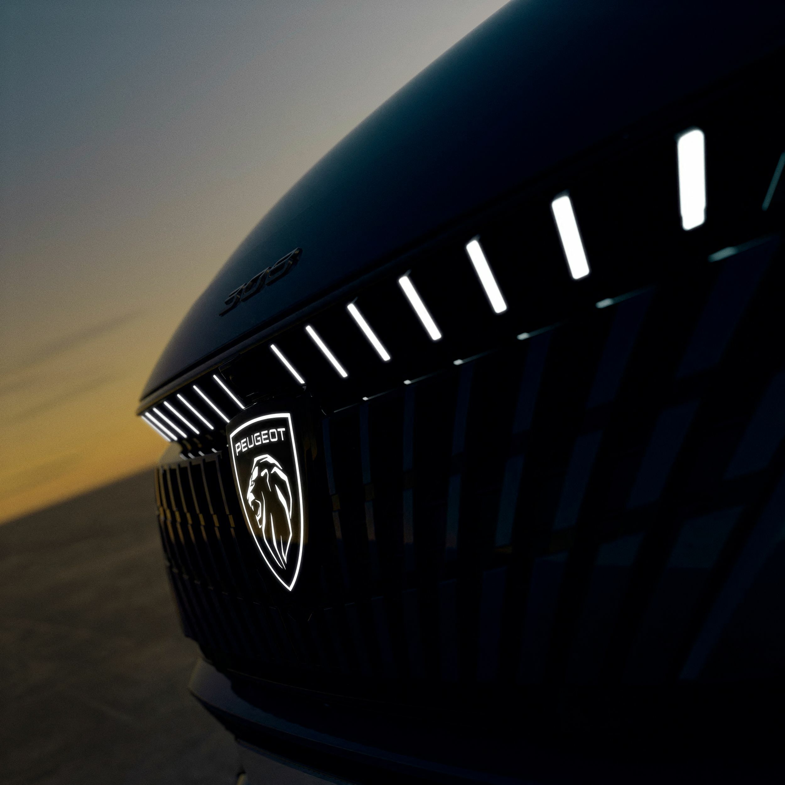 Facelifted Peugeot 308 Drops The Fangs But Learns New Tricks
