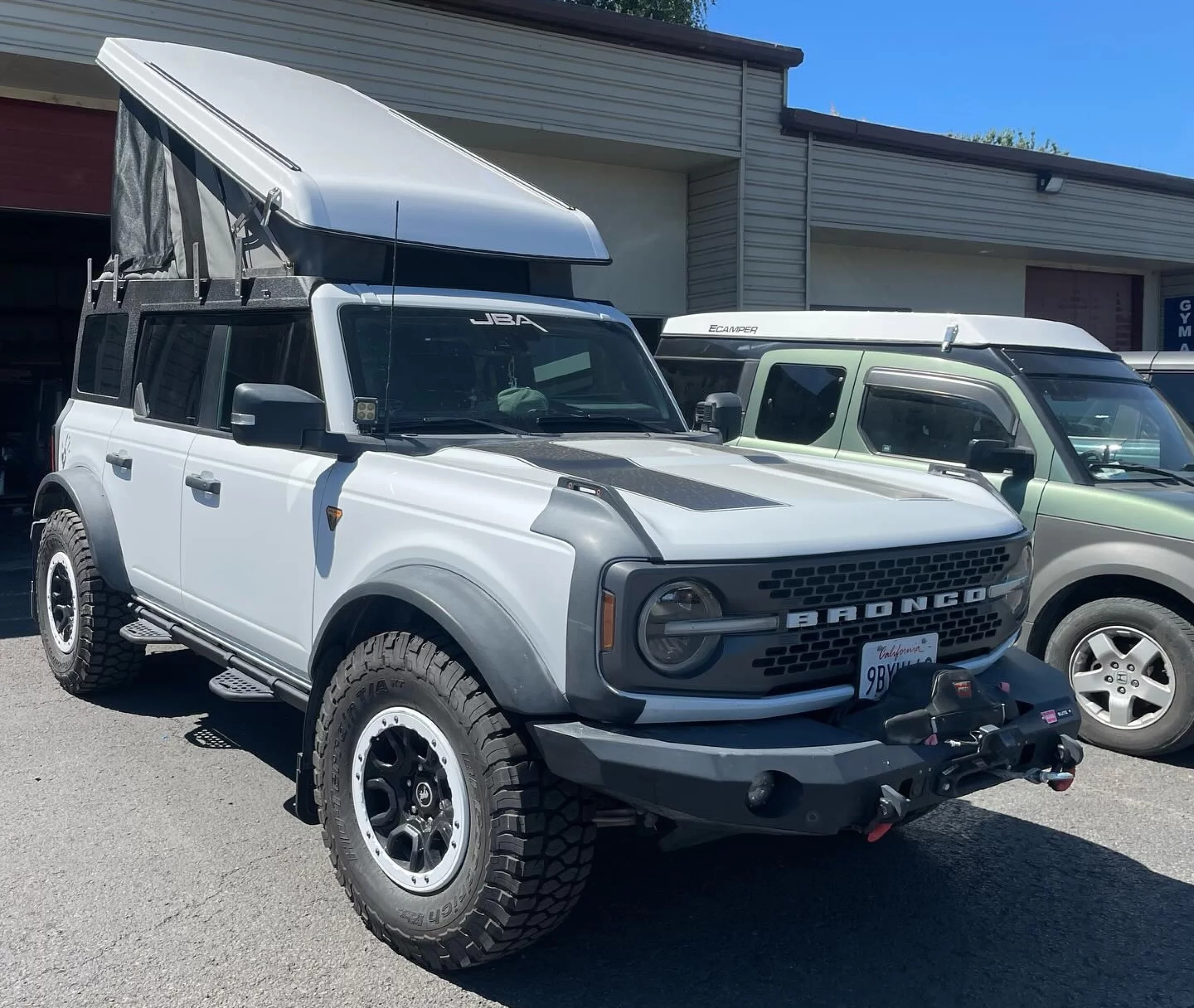 Ford Bronco Ursa Camper - 9