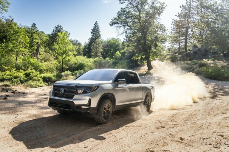 Honda Ridgeline Keeps Getting Pricier While Getting No Younger | Carscoops