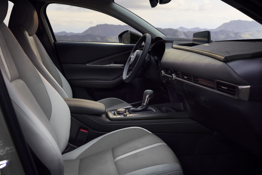 Mazda Won’t Redesign Its Second Best-Selling SUV For Almost 12 Years