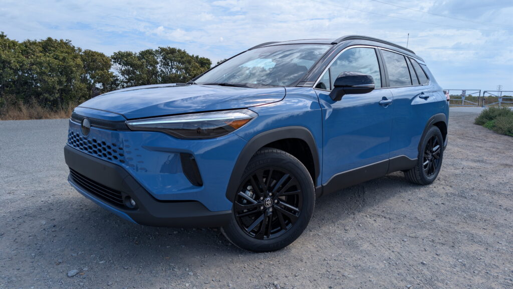  One Tiny Bolt Just Sent 55,000 Hybrids Straight Back To Toyota