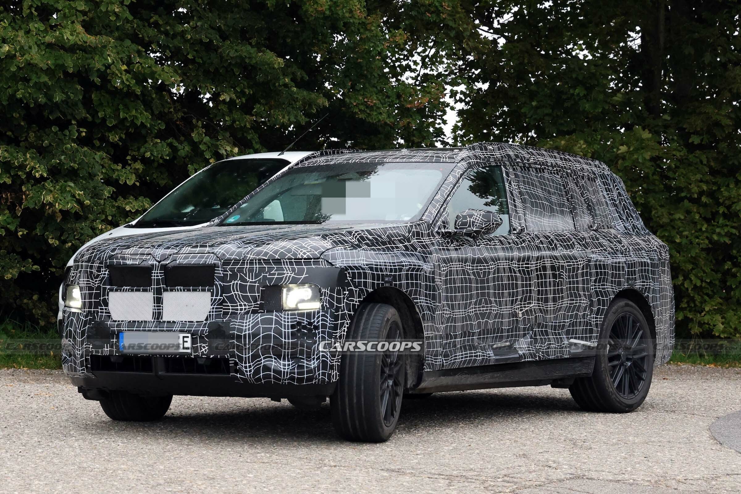 BMW iX7 00003