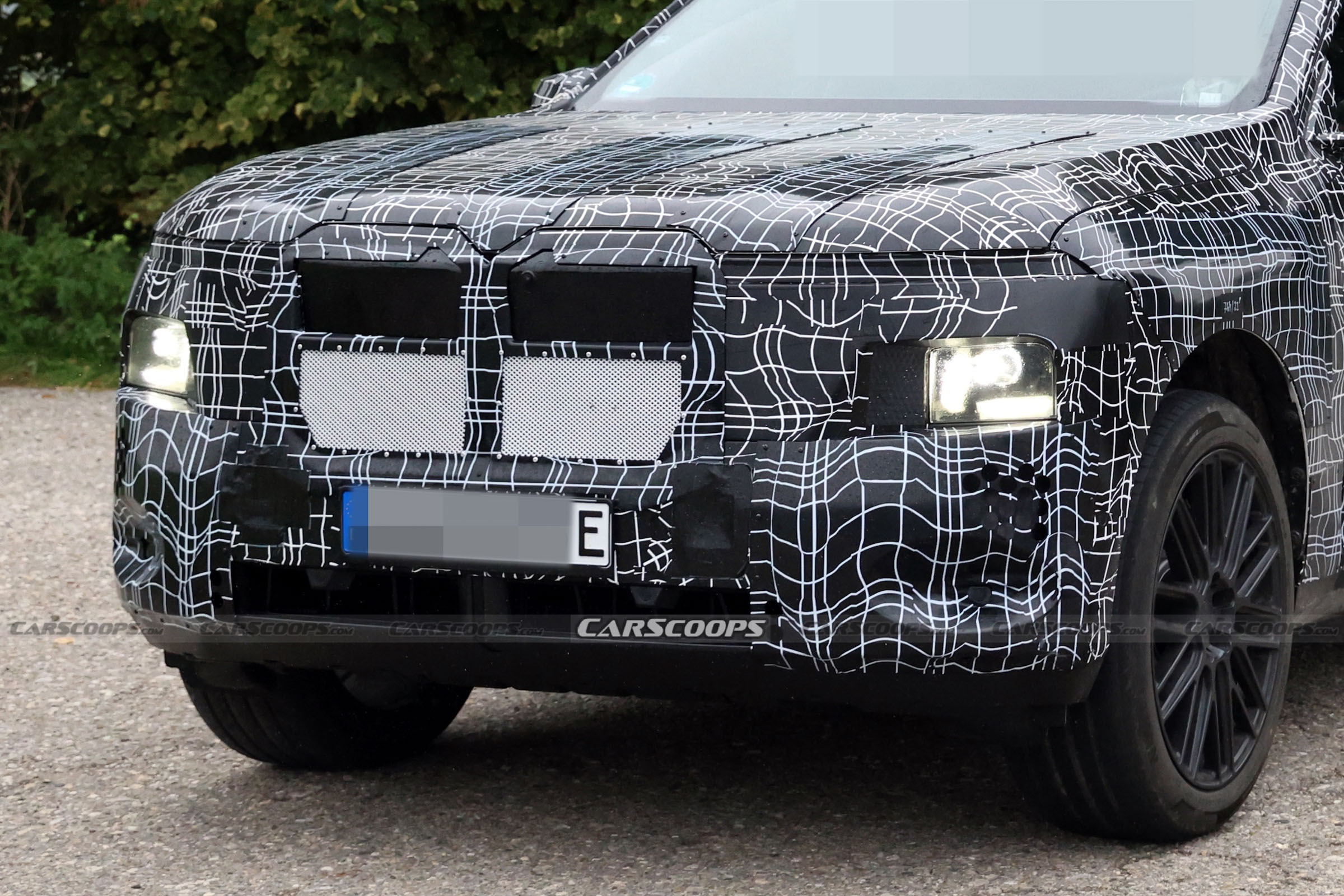 BMW iX7 00004