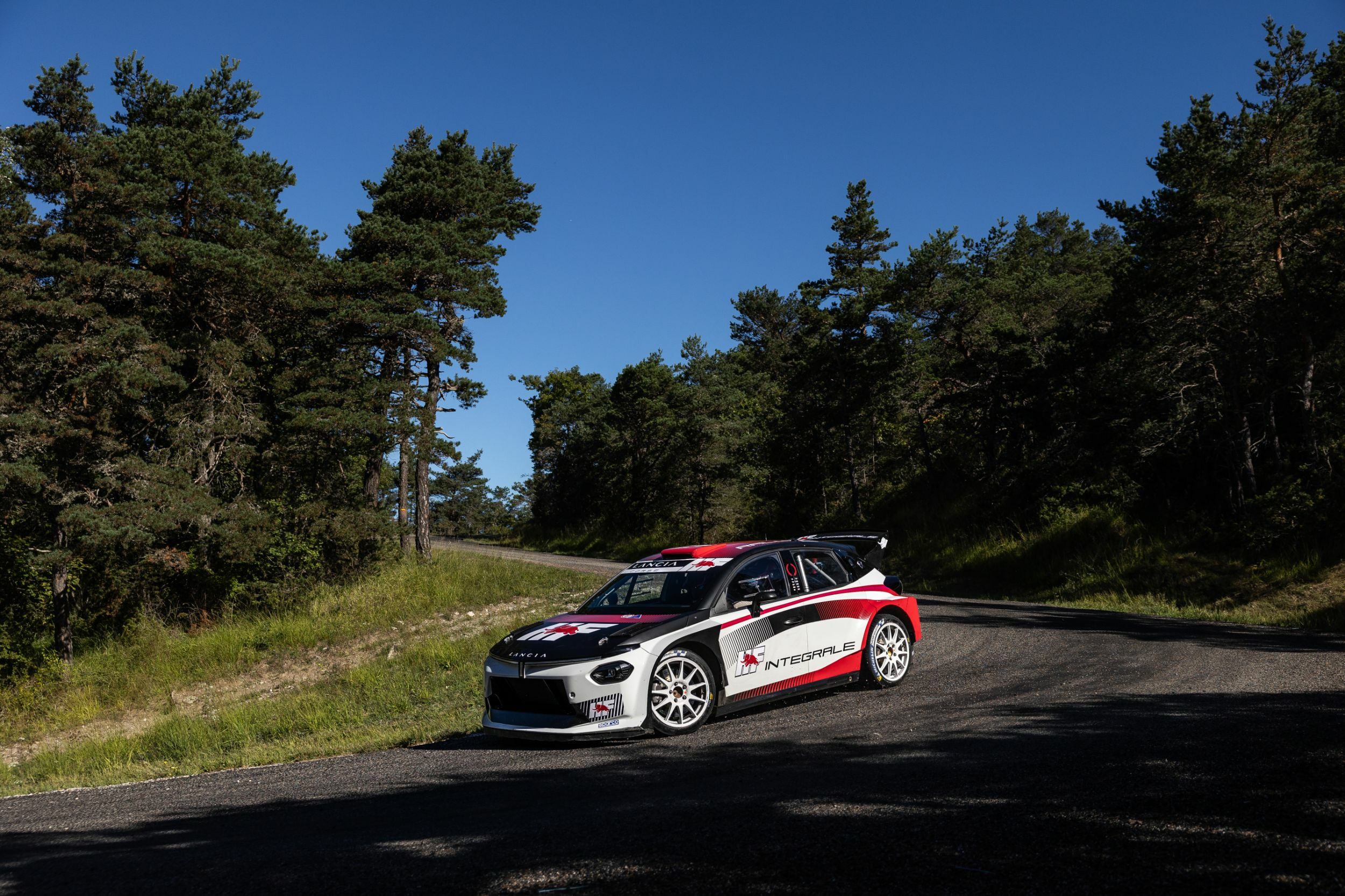 Lancia Ypsilon Rally2 HF Integrale (1)