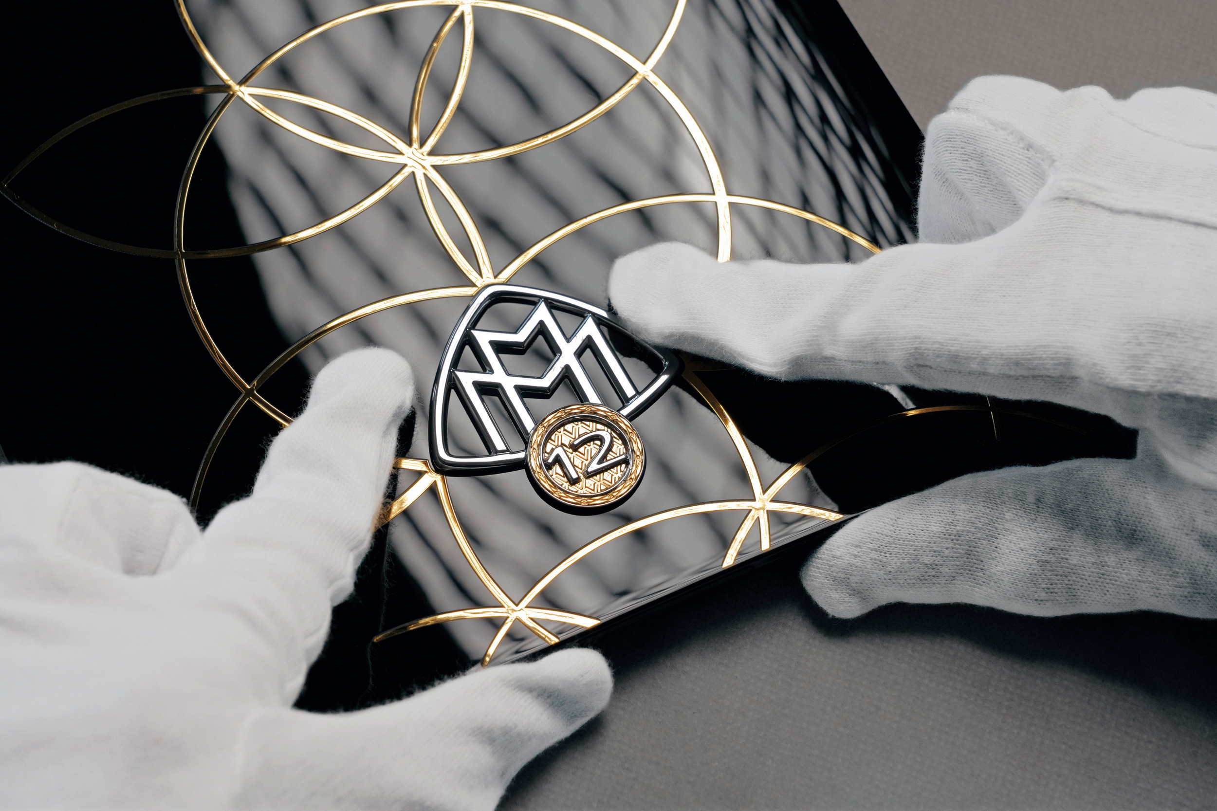 Mercedes-Maybach V12 Edition 923 23
