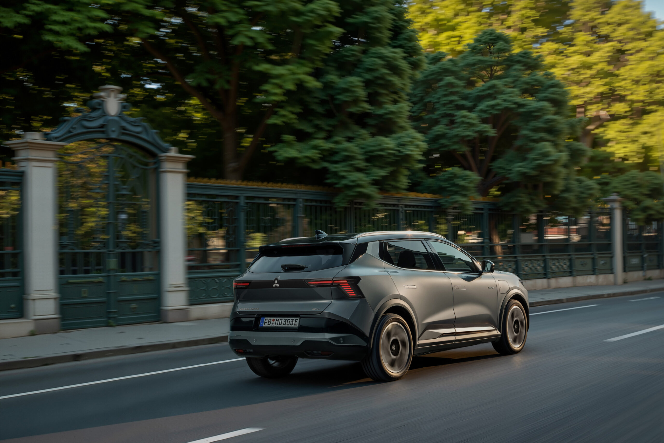 Mitsubishi Eclipse Cross EV 0012