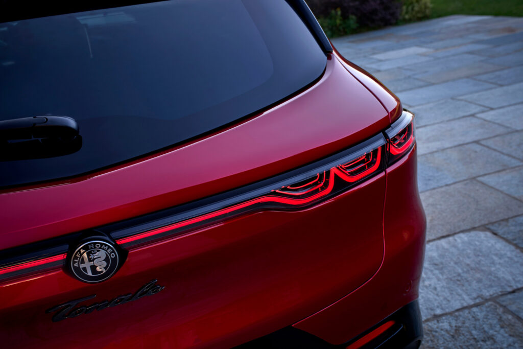  Alfa Just Facelifted The Tonale. Now It Could Kill It