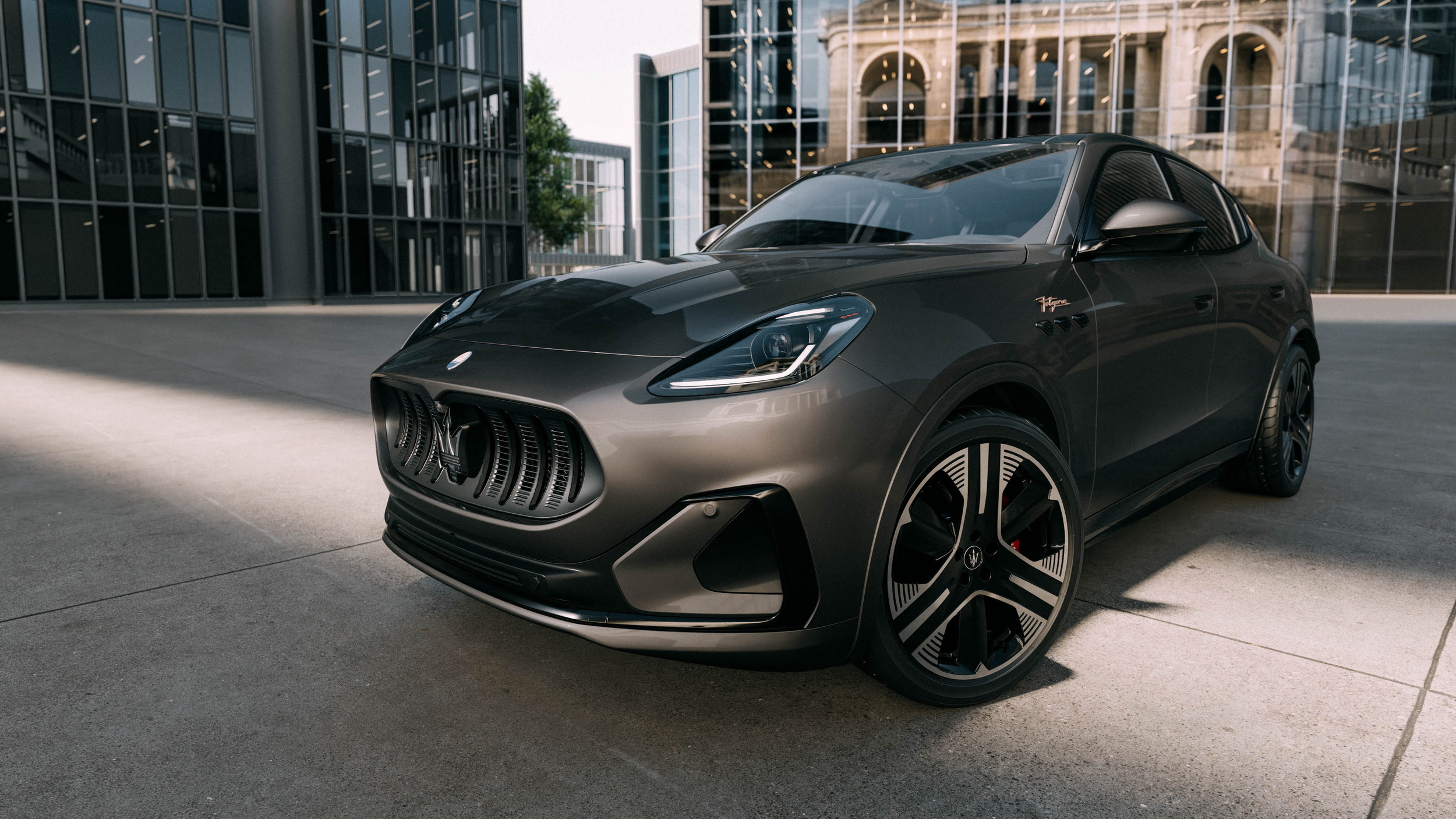 2026 Maserati Grecale Folgore (1)