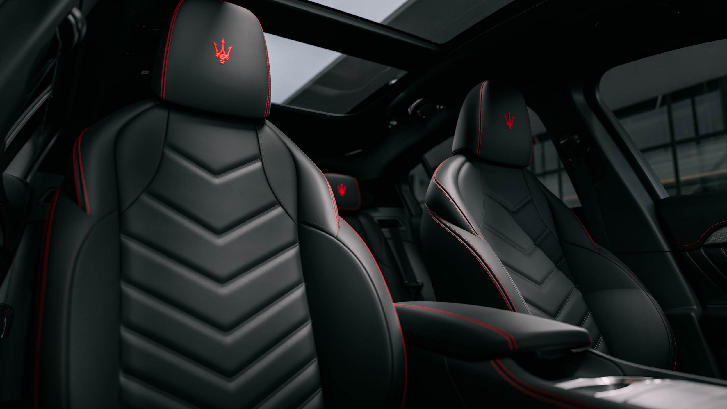 2026 Maserati Grecale Folgore (8)