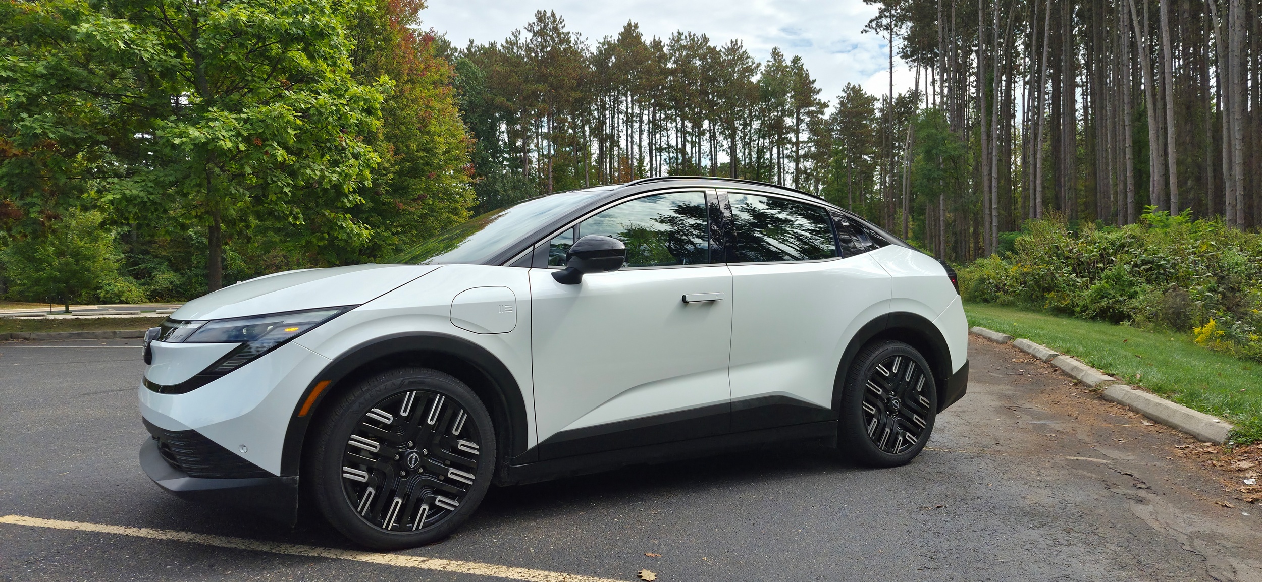 2026 Nissan Leaf MG Carscoops 16