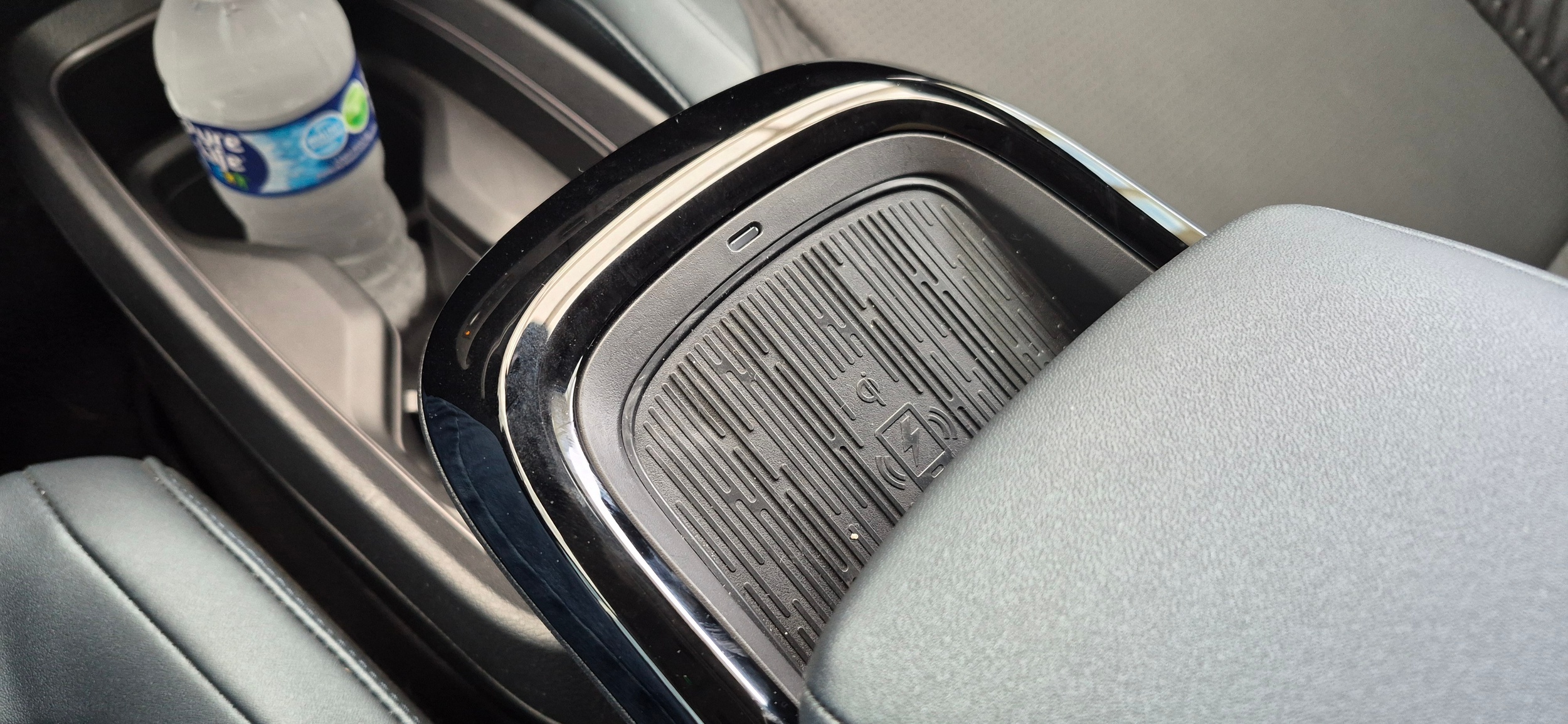 2026 Nissan Leaf MG Carscoops 203