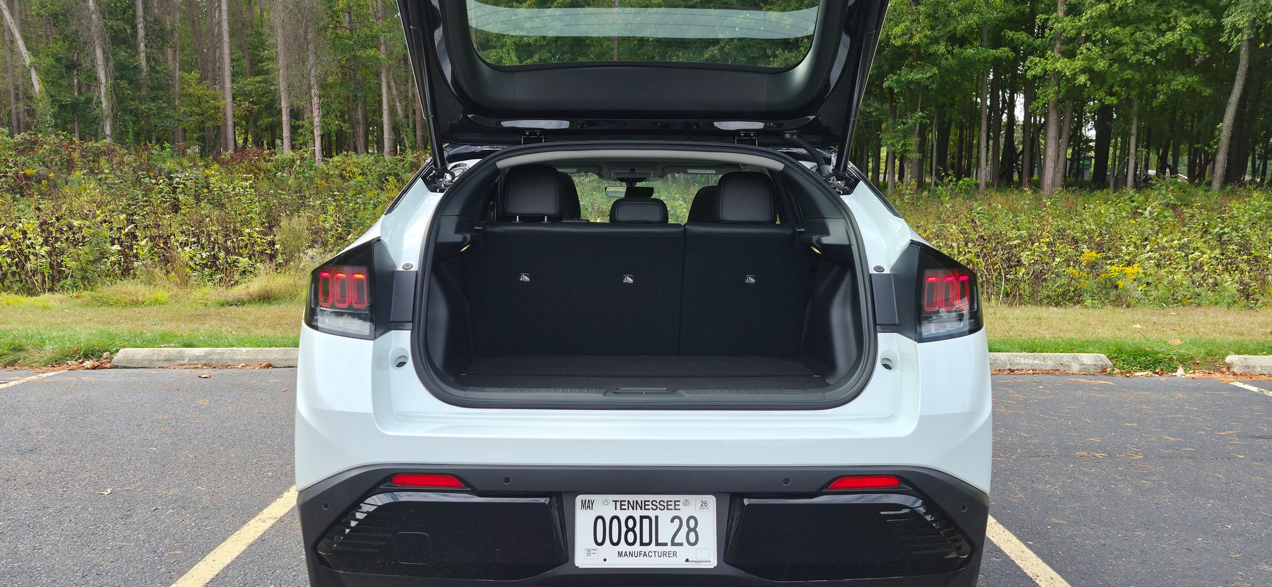 2026 Nissan Leaf MG Carscoops 217