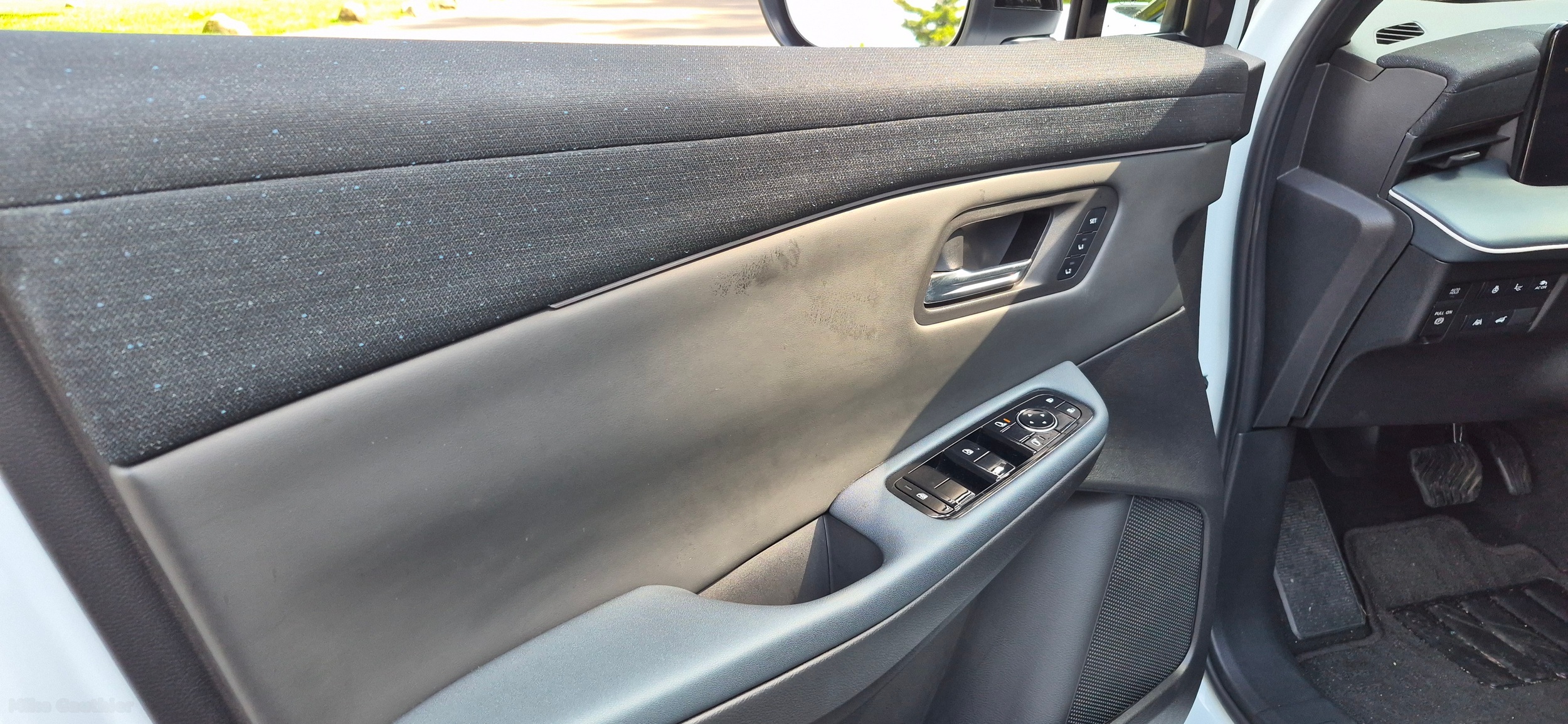 2026 Nissan Leaf MG Carscoops 225