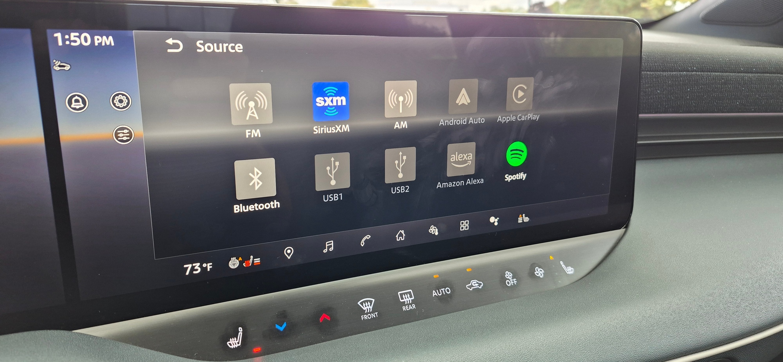 2026 Nissan Leaf MG Carscoops 400