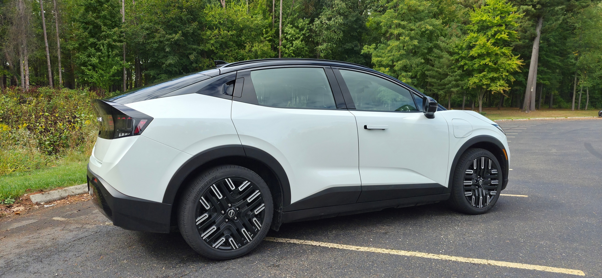 2026 Nissan Leaf MG Carscoops 8