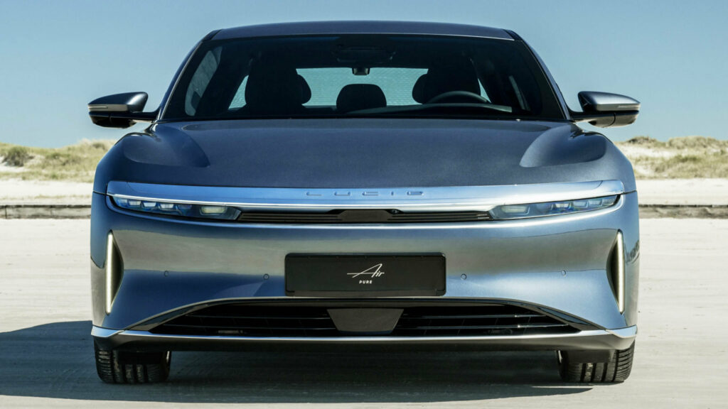  The Lucid Air Can Lose Power Mid-Drive, But The Fix Only Comes After It Does
