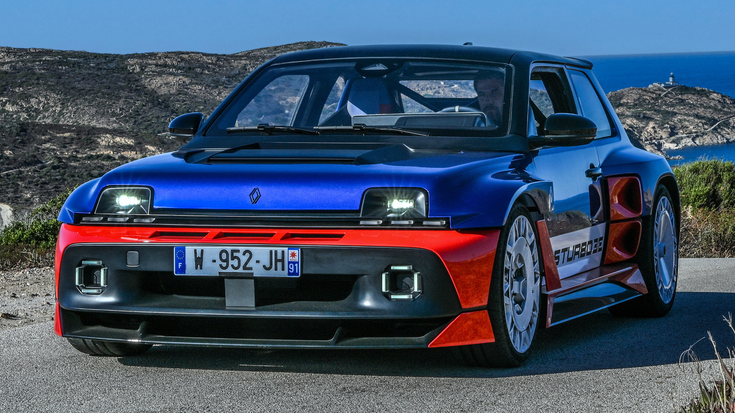 Renault 5 Turbo 3E at the historic Tour de Corse (36) copy