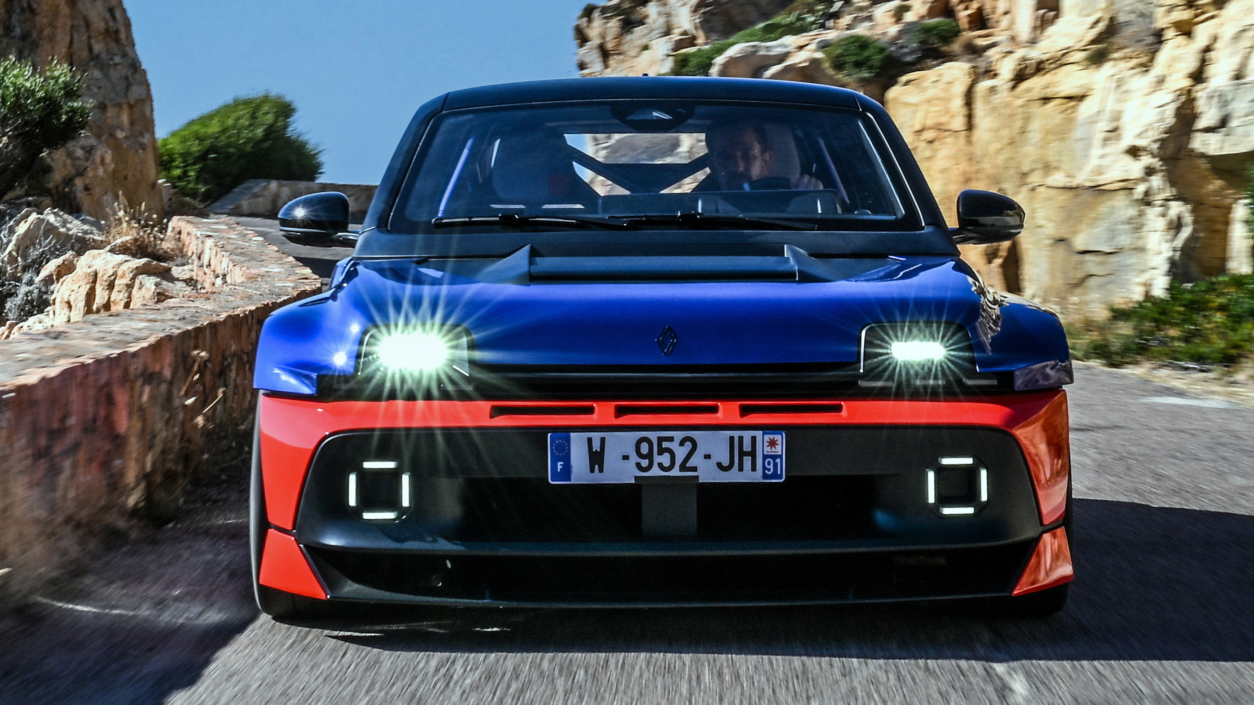 Renault 5 Turbo 3E at the historic Tour de Corse (6) copy