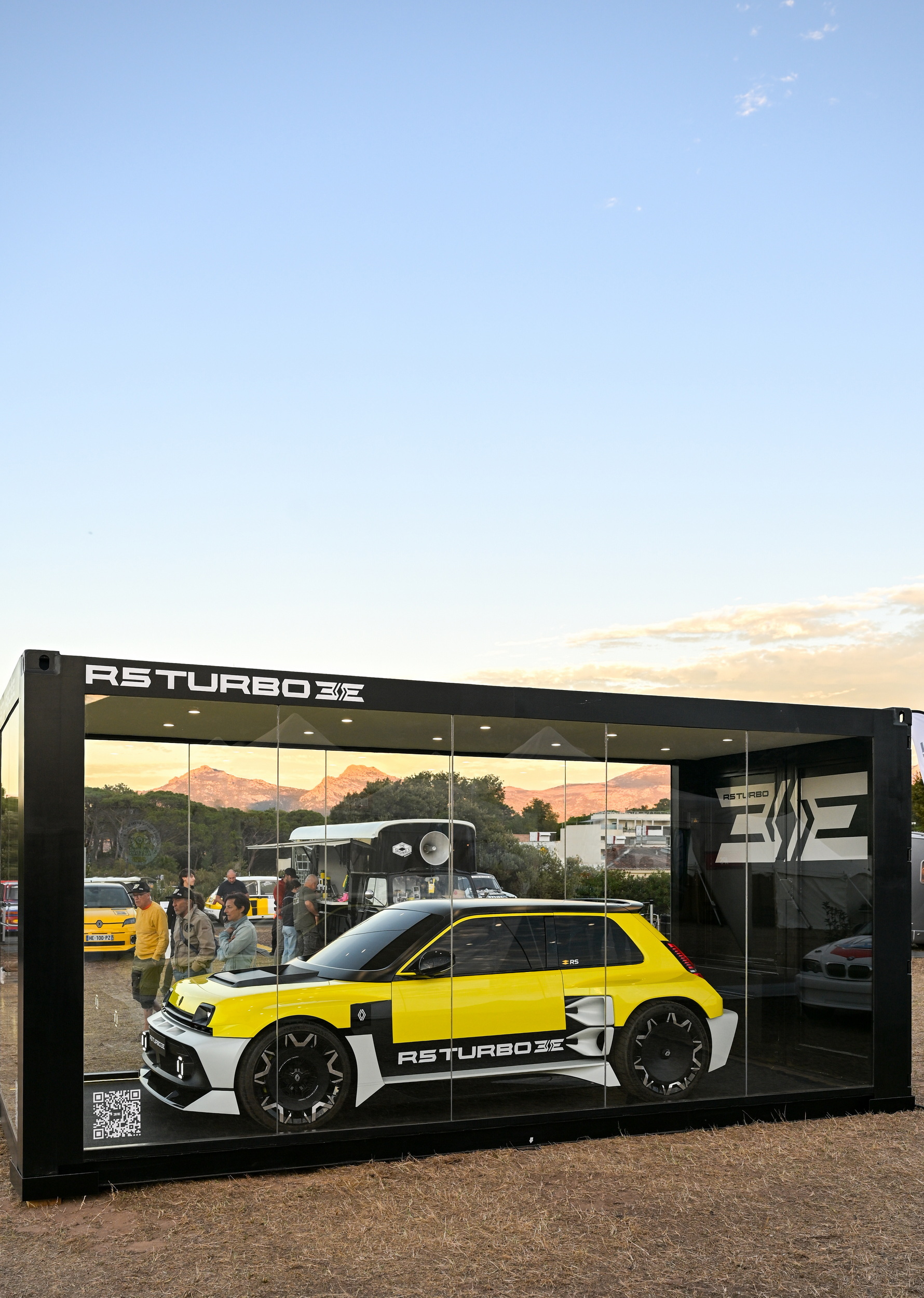 Renault 5 Turbo 3E at the historic Tour de Corse (63)
