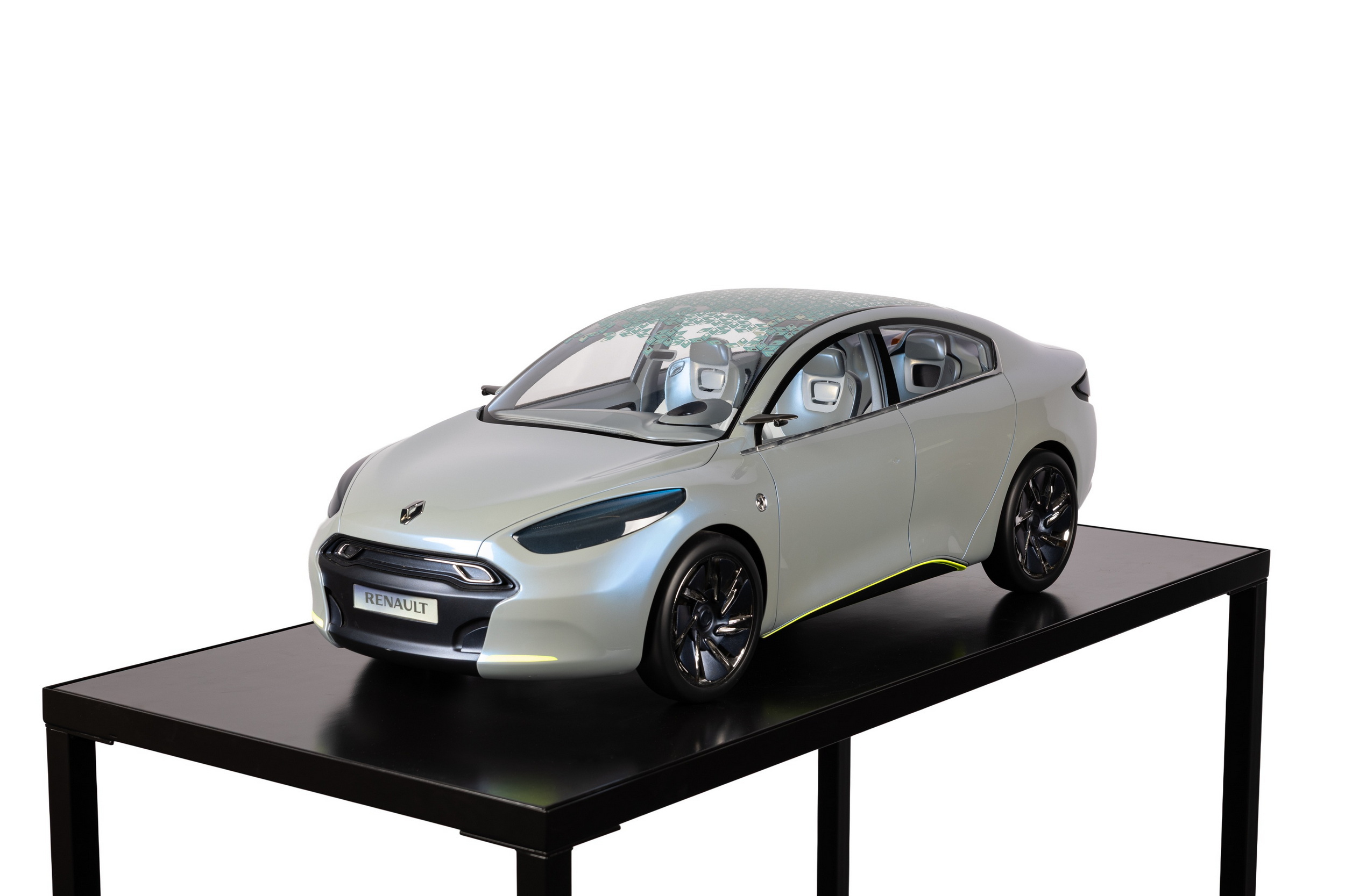 2009 Renault Fluence ZE Concept - Scale Model (1)