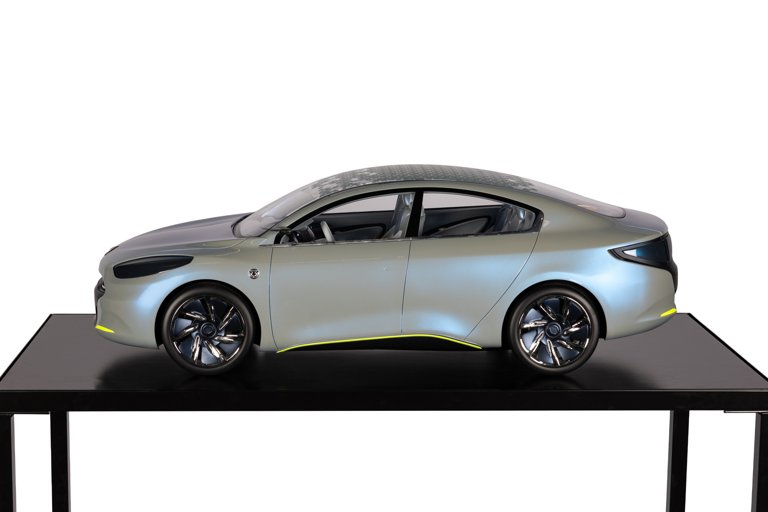 2009 Renault Fluence ZE Concept - Scale Model (2)