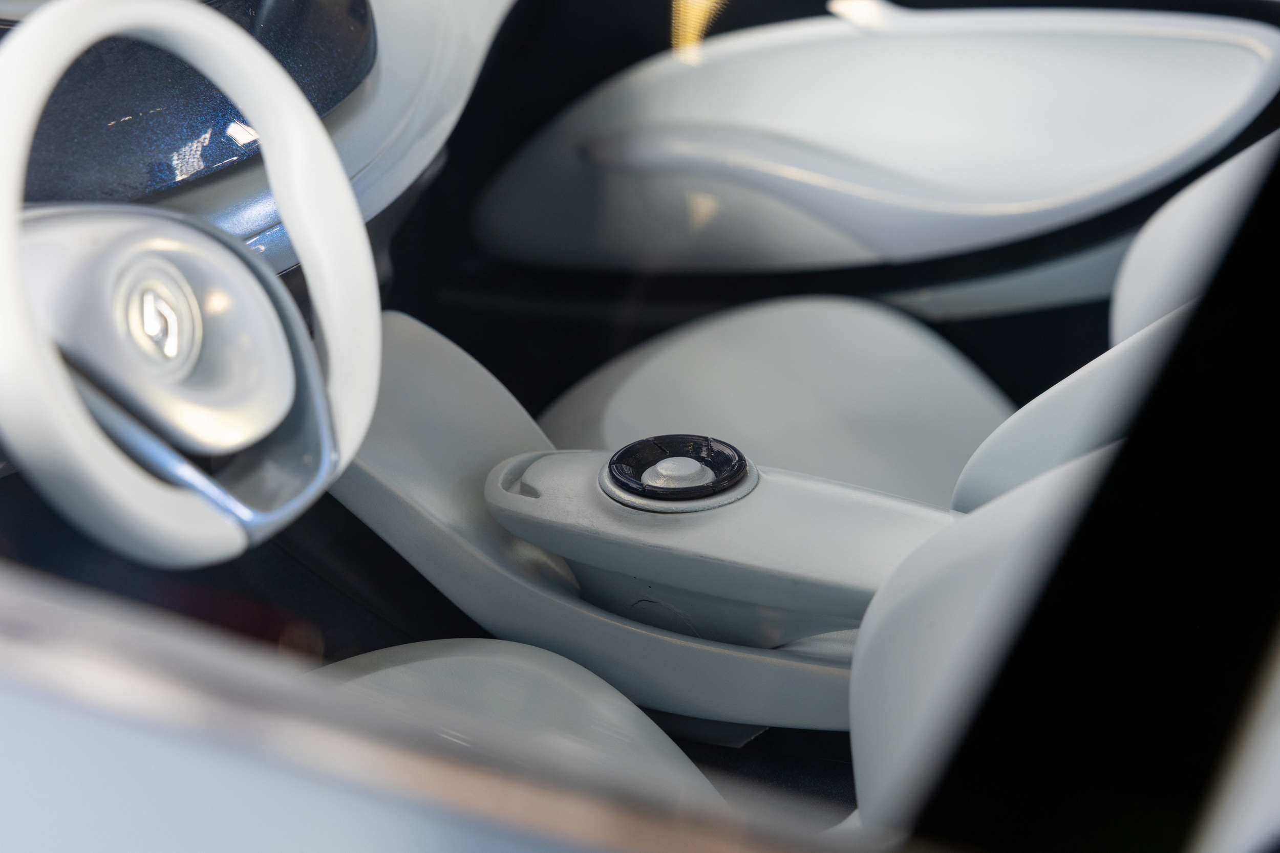 2009 Renault Fluence ZE Concept - Scale Model (7)