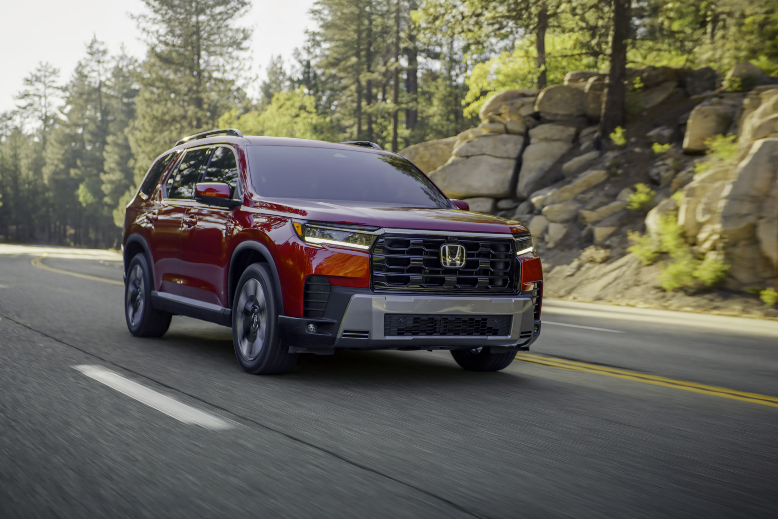 The 2026 Honda Pilot Finally Looks As Rugged As It Pretends To Be