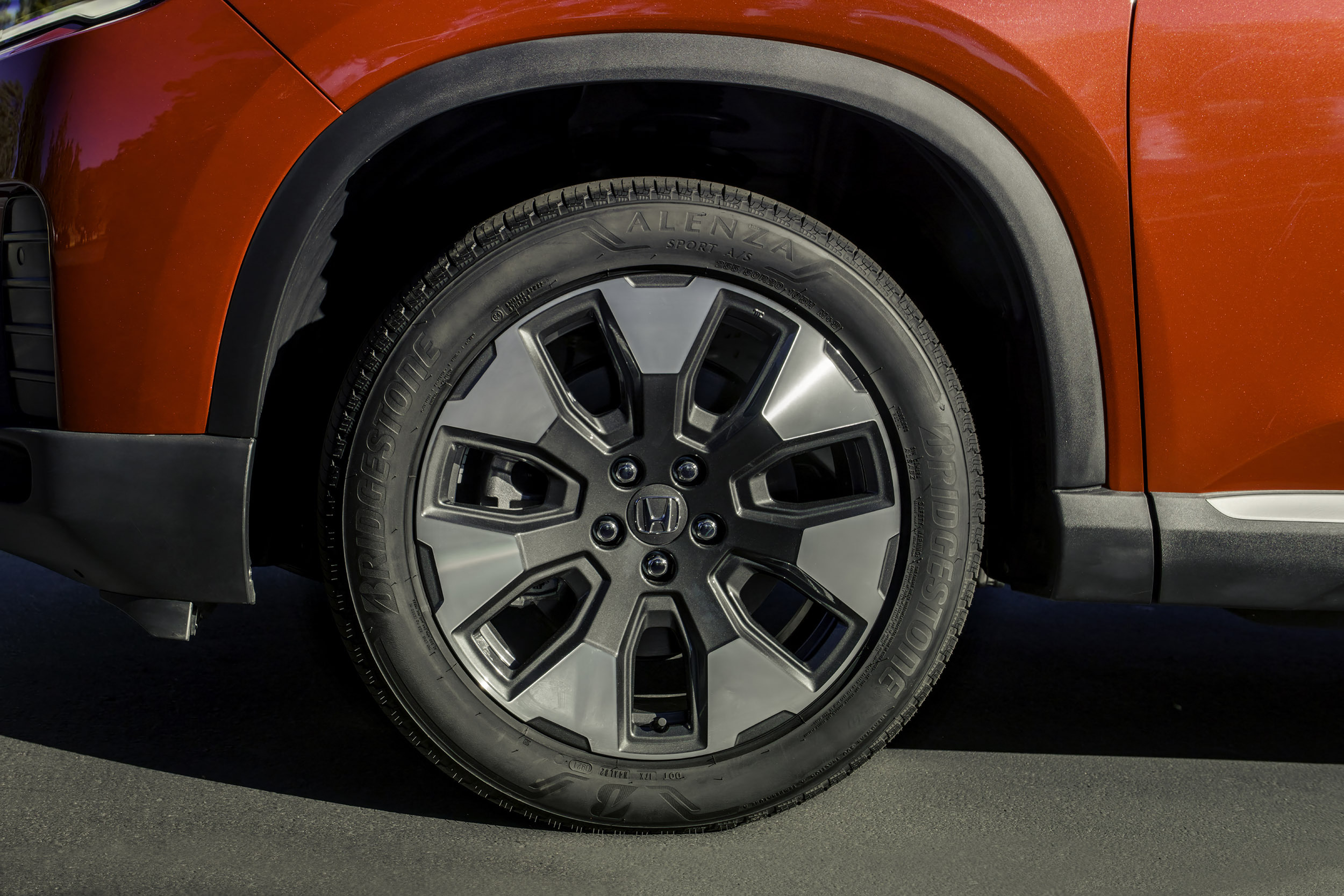 The 2026 Honda Pilot Finally Looks As Rugged As It Pretends To Be