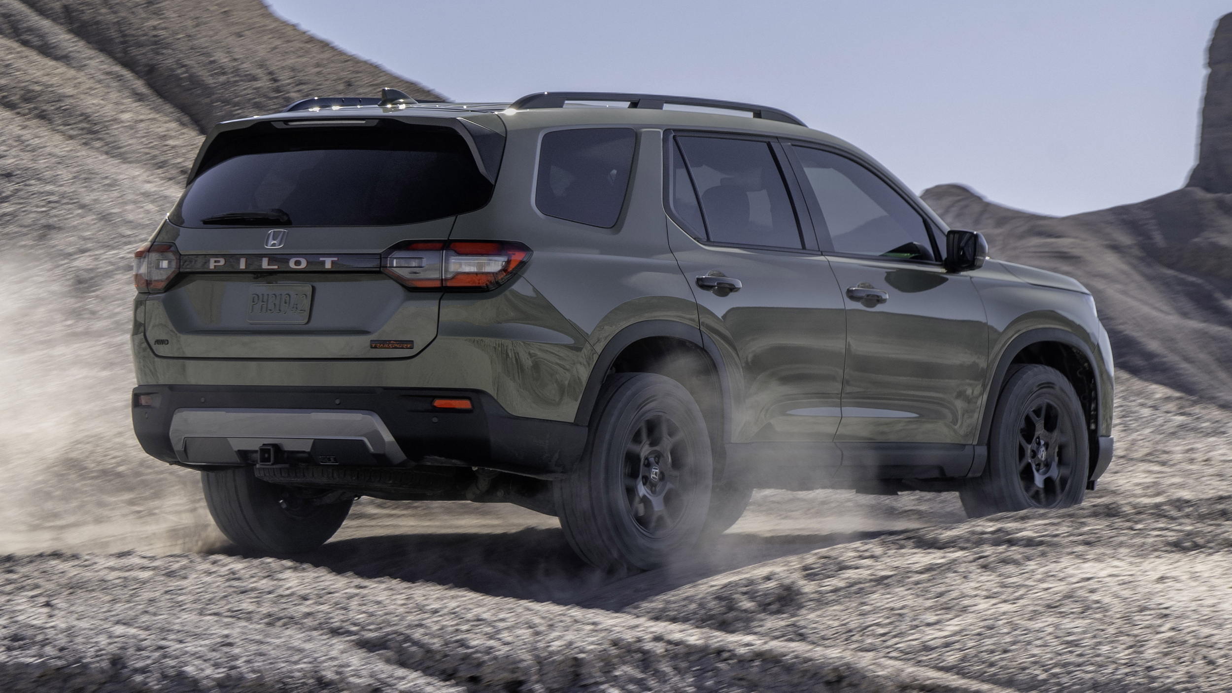 The 2026 Honda Pilot Finally Looks As Rugged As It Pretends To Be