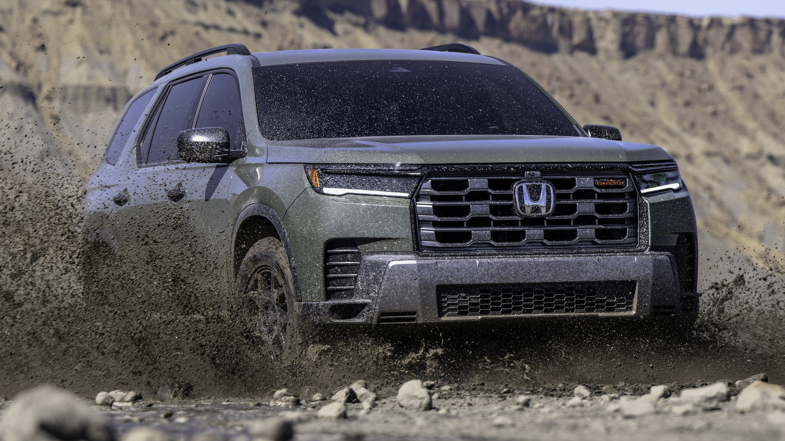The 2026 Honda Pilot Finally Looks As Rugged As It Pretends To Be
