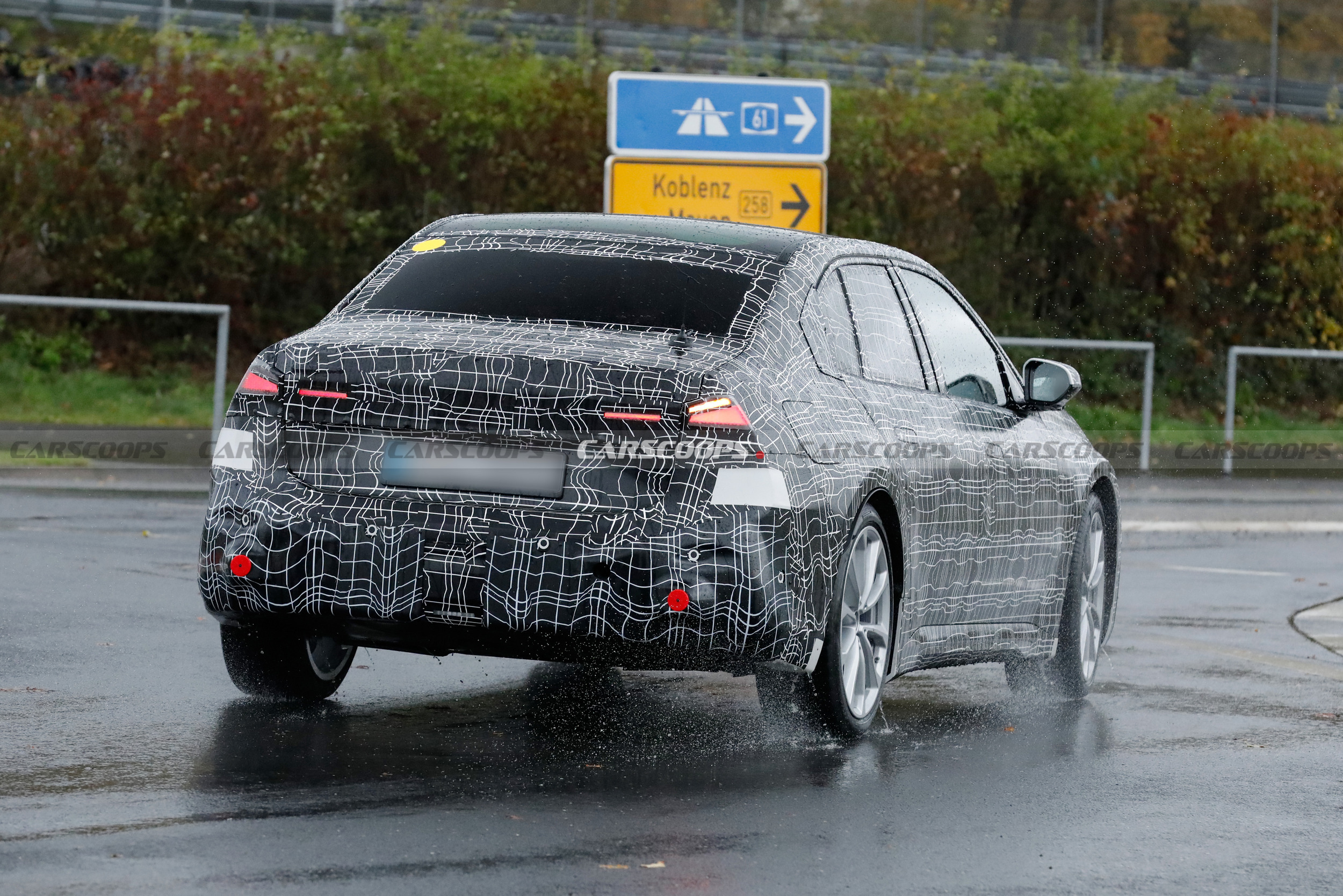 2027 BMW i3 1126 19