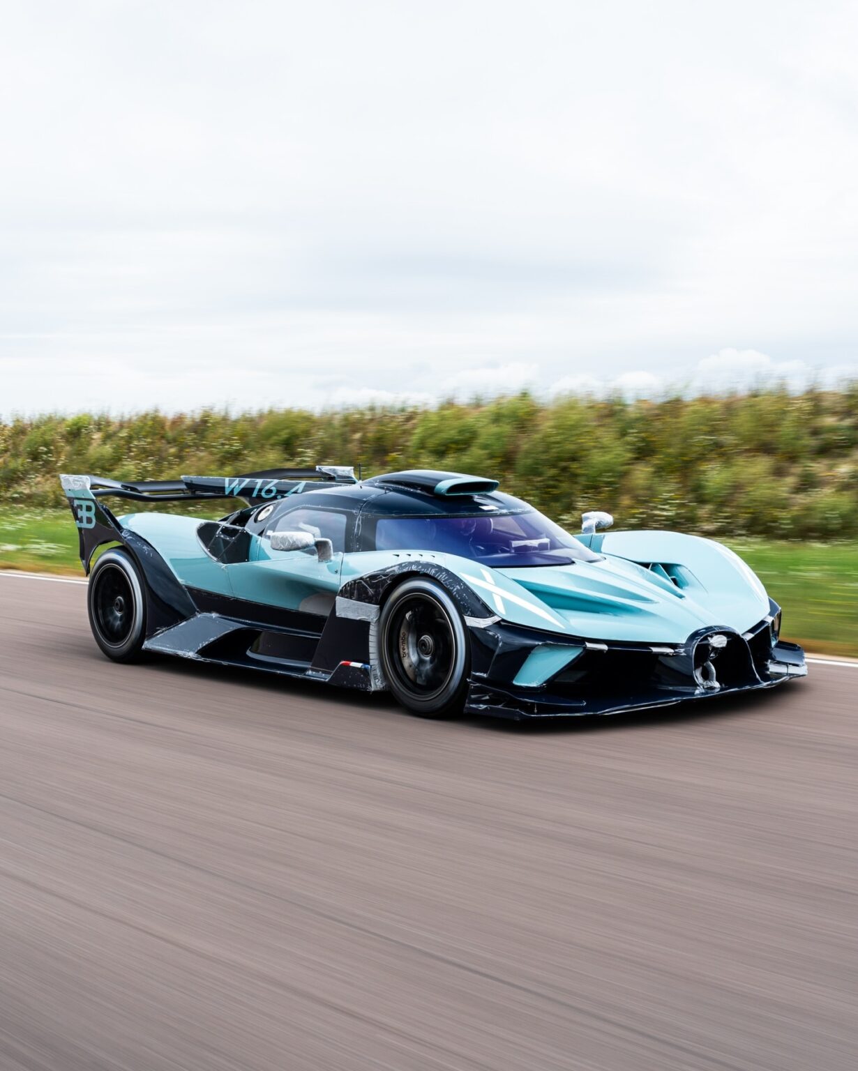 Simple Bugadis Only 40 Of These Bugattis Exist And The Last One Is Breathtaking ...