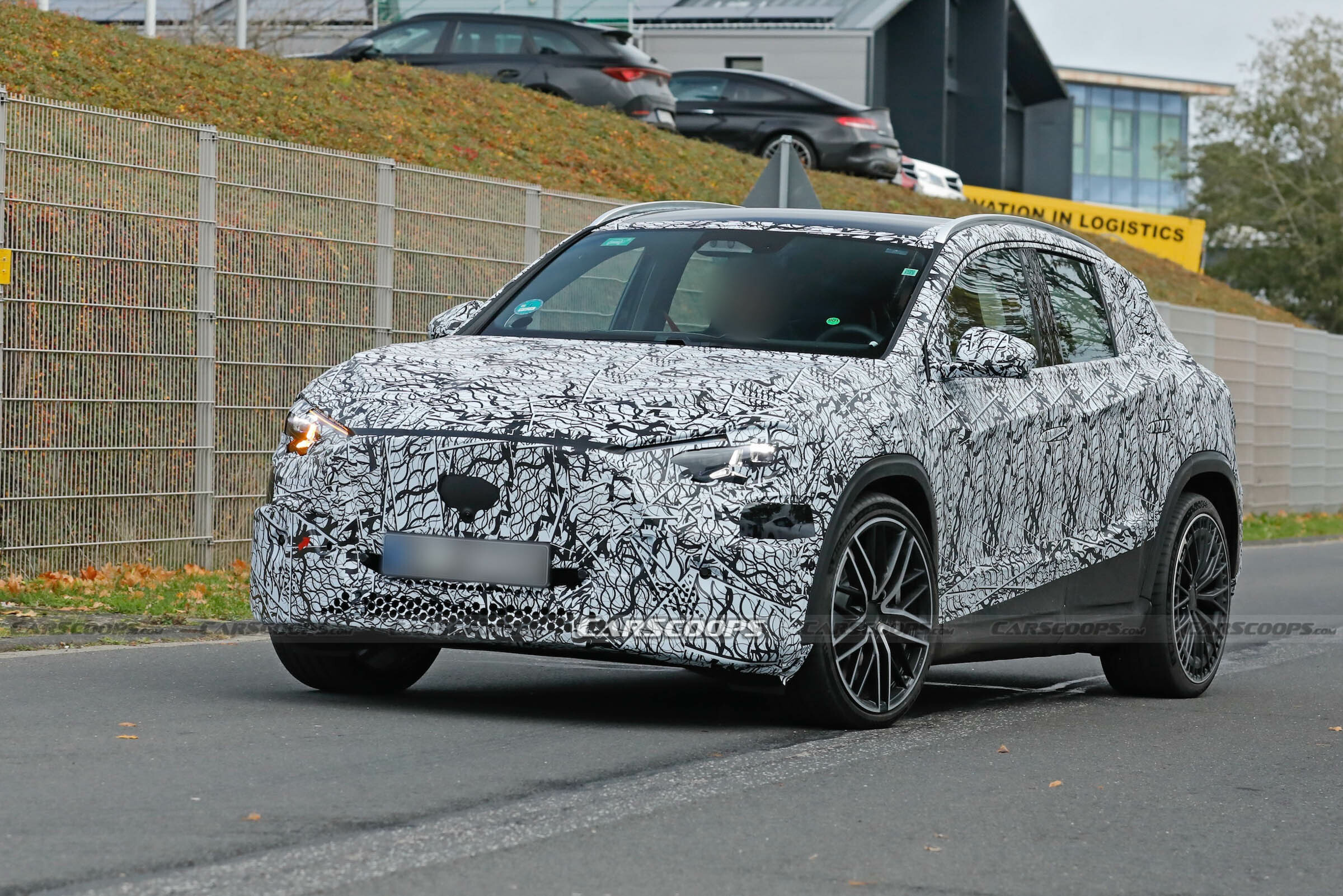 Mercedes-AMG GLA EQ 00007