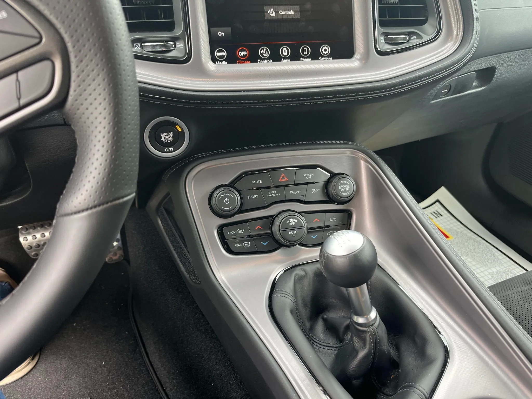 2023_dodge_challenger-rt_IMG_8734-95221-scaled