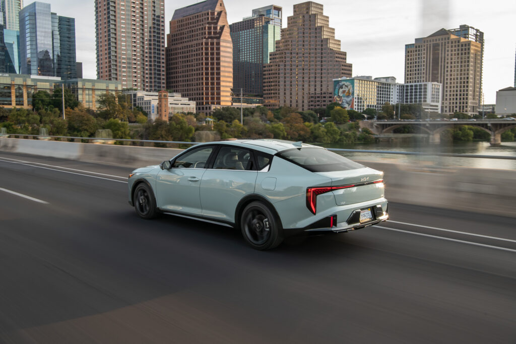  Kia&rsquo;s EVs Bleed Out While Hybrids Carry The Brand To A Record Quarter