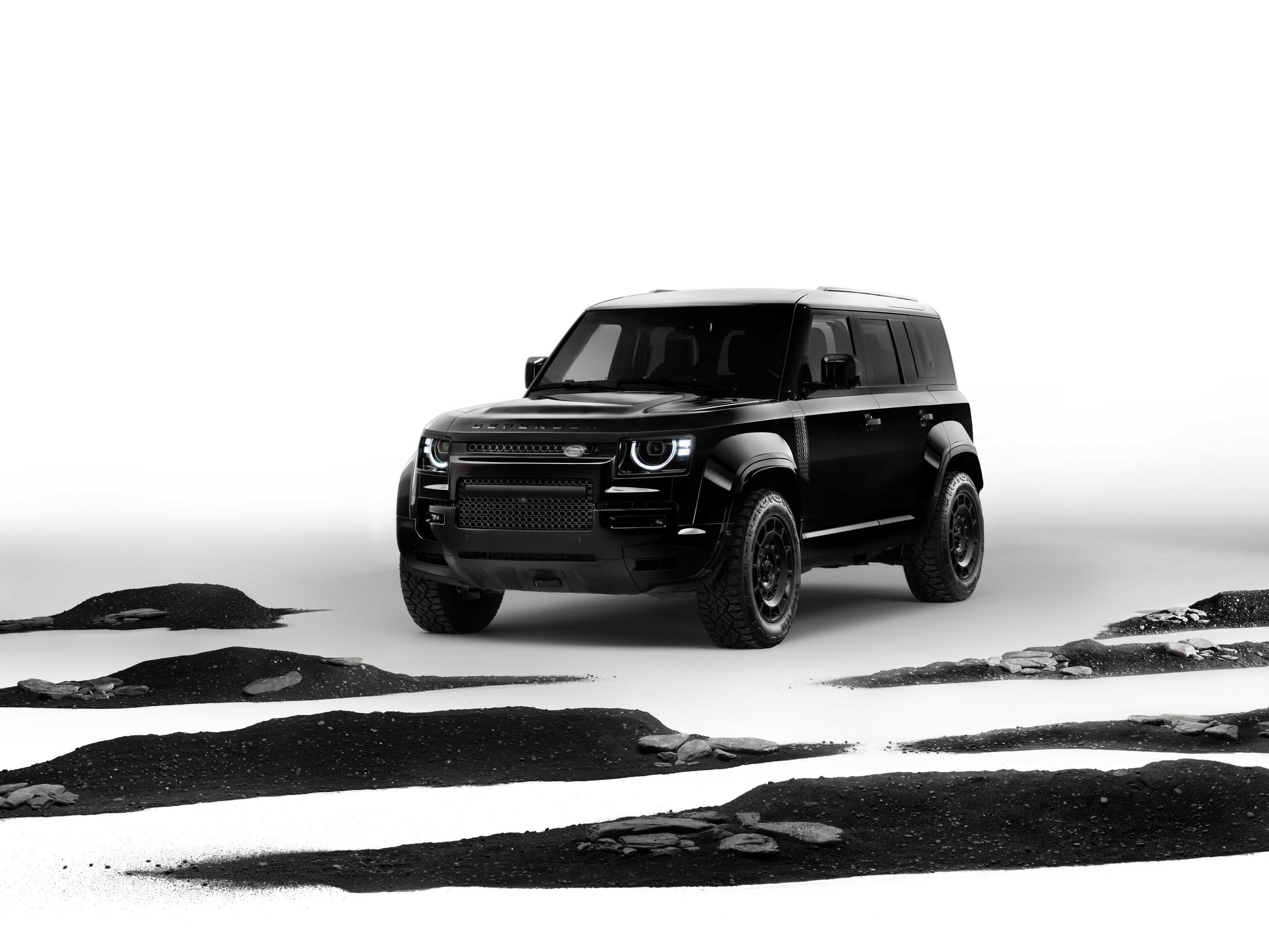 2026 Land Rover Defender Octa (1)