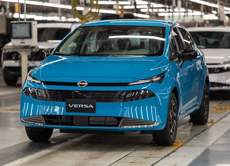 2027 Nissan Versa 1