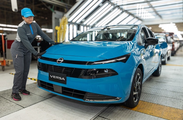 2027 Nissan Versa 2