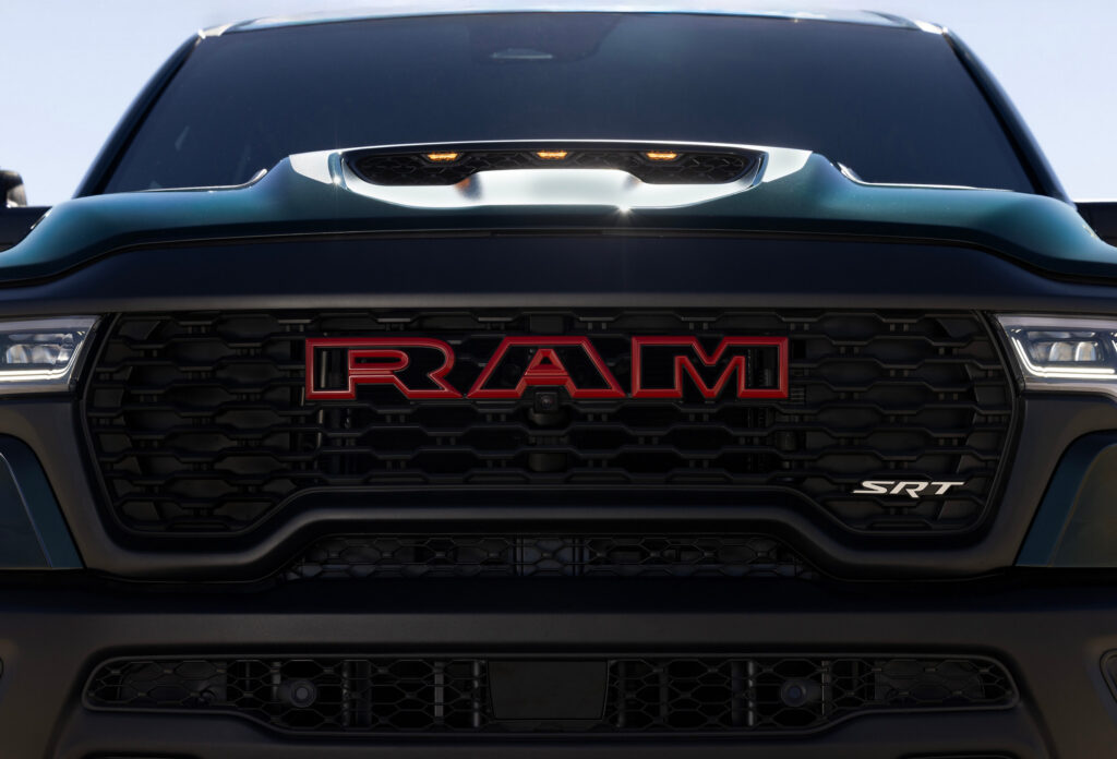  Ram Dealers Got A First Look At New Dakota And They Didn&rsquo;t Hold Back