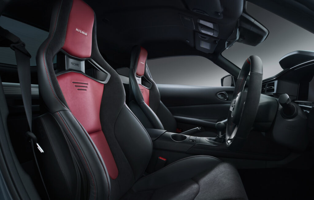 Детальний вигляд Nissan Z NISMO