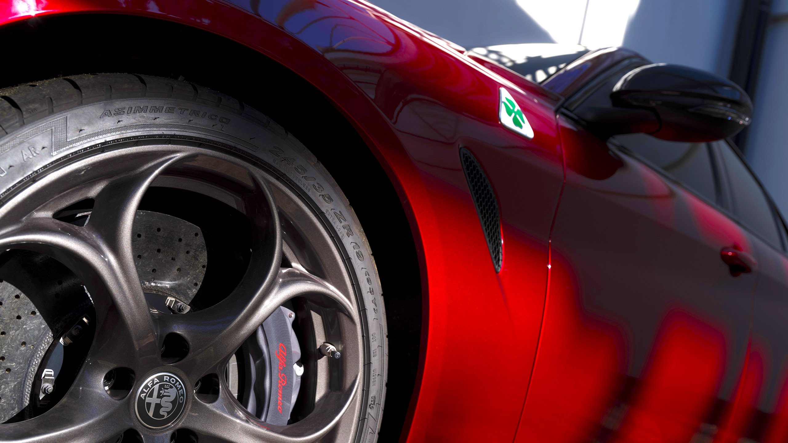 Alfa's New Quadrifoglio Collezione Will Have You Seeing Red